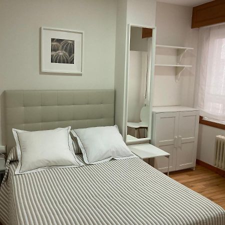 Vivienda Uso Turístico ESPIÑEIRA Apartamento Santiago de Compostela Exterior foto