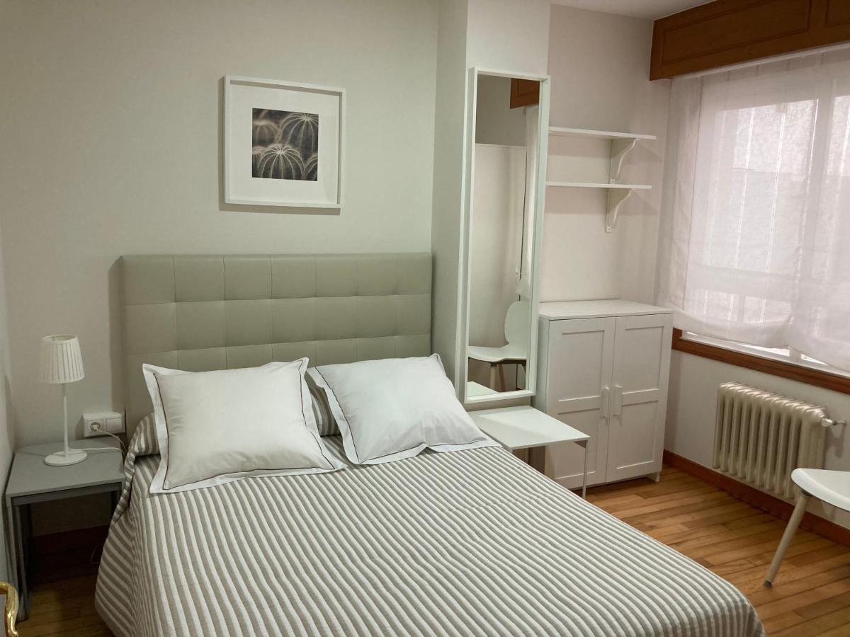 Vivienda Uso Turístico ESPIÑEIRA Apartamento Santiago de Compostela Exterior foto